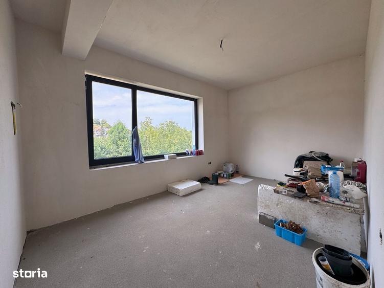 Casă cu 4 camere în Feleacu