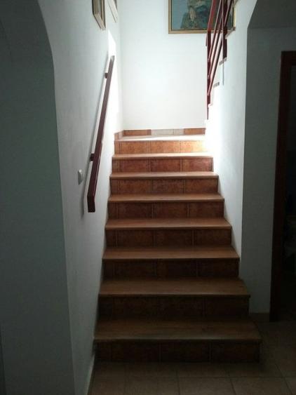 Casă individuală cu 5 camere cu Canalizare în Exterior Nord