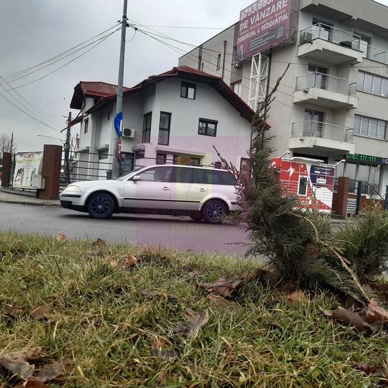 Casă cu Teren 370 Mp în Cățelu