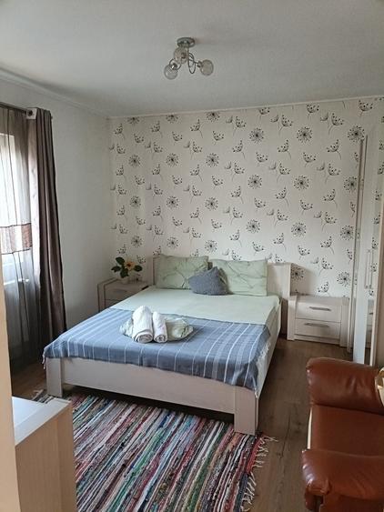 Casă cu 4 camere cu Teren 700 Mp în Central