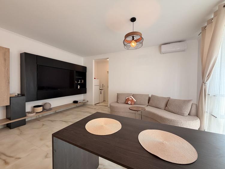 Apartament cu 2 camere decomandat, mobilat în Giroc