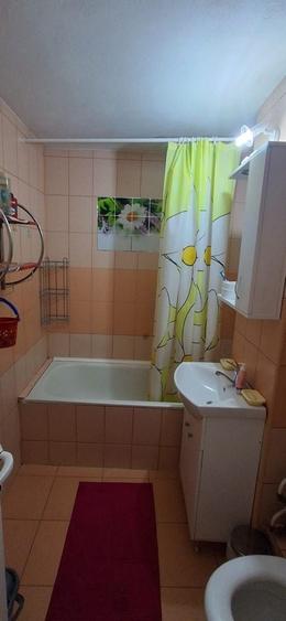 Apartament cu 2 camere decomandat în Găvana