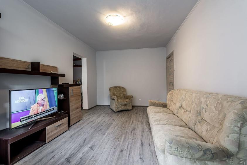 Apartament cu 2 camere semidecomandat în Aurel Vlaicu