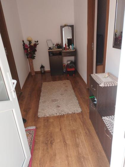 Casă cu 4 camere în Mofleni