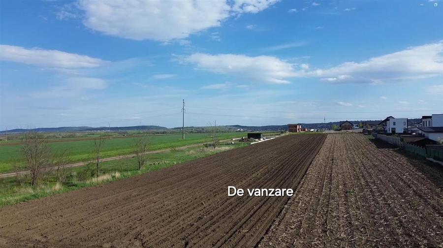 Teren Construcții intravilan de 3498 mp, în Tișăuți