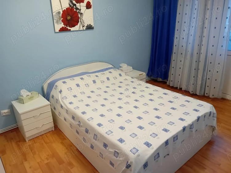 Apartament cu 3 camere decomandat în Precista