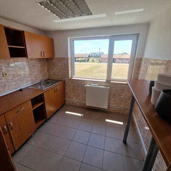 Spațiu comercial, de 700 mp, în Central
