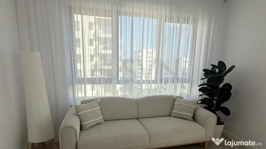 Apartament cu 3 camere decomandat în Băneasa