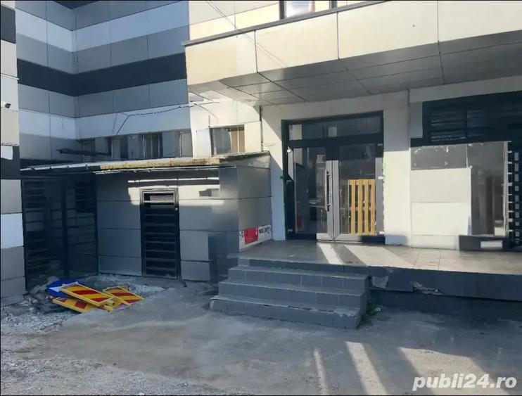 Spațiu comercial, de 60 mp, în Central