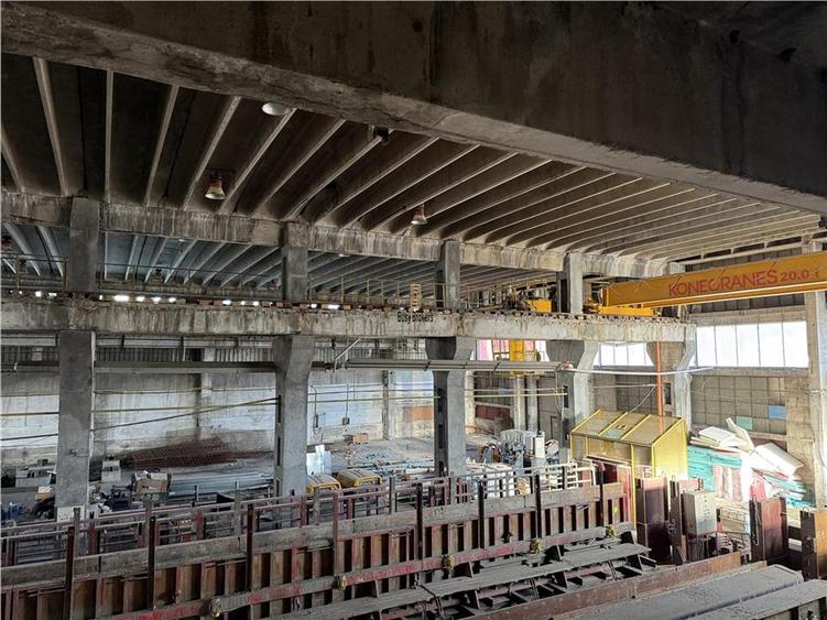 Spațiu industrial, de 2,000 mp, în Industrial Est