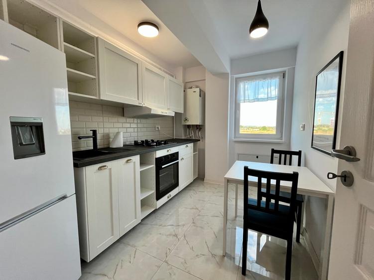 Apartament cu 2 camere semidecomandat în Valea Adâncă