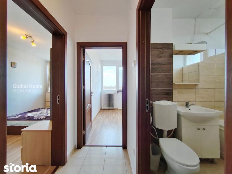 Apartament cu 3 camere semidecomandat în Floreasca