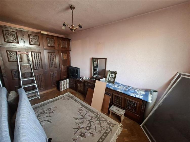 Apartament cu 4 camere semidecomandat în Gheorgheni