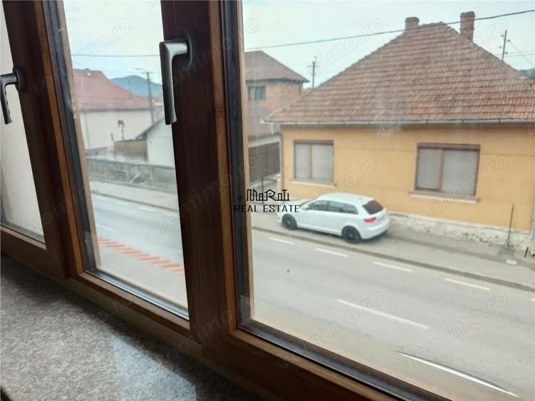 Spațiu comercial, de 502 mp, în Central