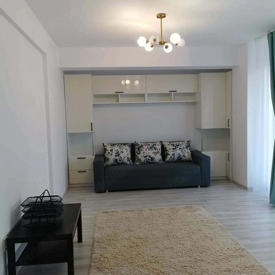 Garsonieră decomandată în Berceni