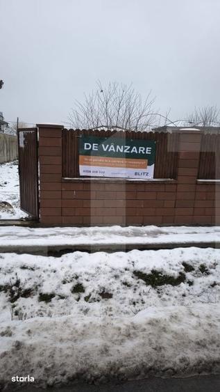 Teren de 851 mp, în Plopi