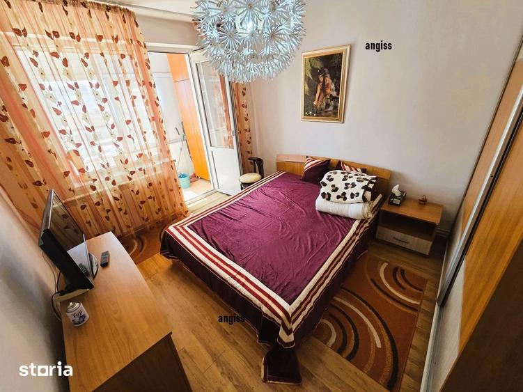 Apartament cu 3 camere semidecomandat în Faleză