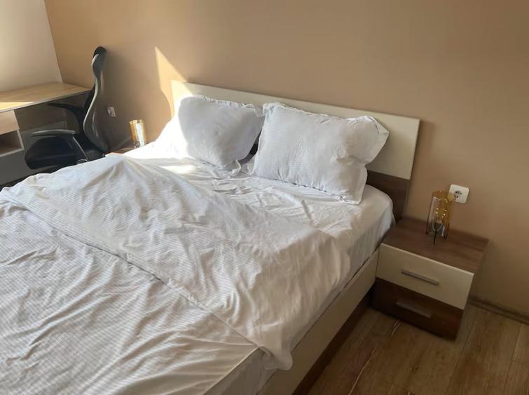 Apartament cu 3 camere decomandat în Unirii