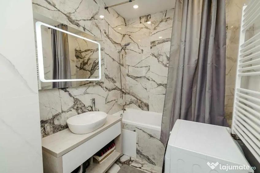Apartament cu 2 camere decomandat în Vatra Luminoasă
