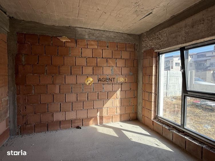 Casă cu 4 camere cu Teren 426 Mp în Central