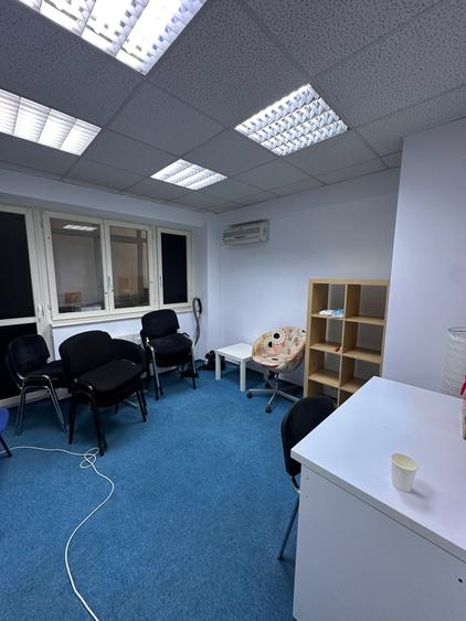 Apartament cu 4 camere decomandat în Primăverii
