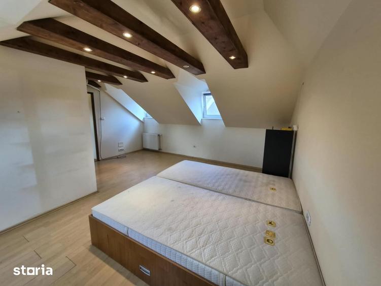 Casă cu 4 camere cu Teren 421 Mp în Funcționarilor
