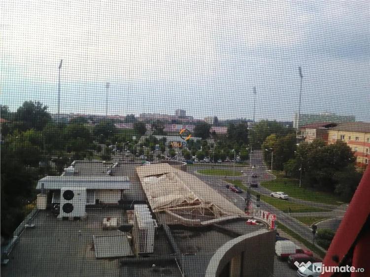 Apartament cu 2 camere semidecomandat în Complex Studențesc