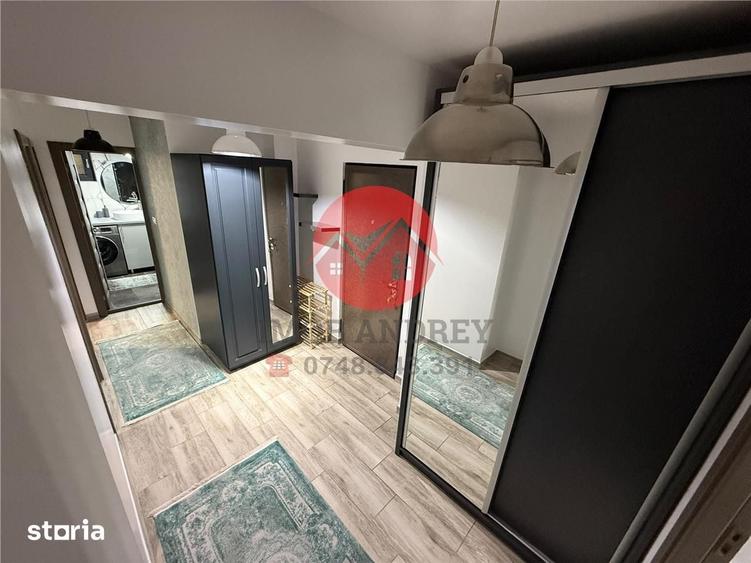 Apartament cu 3 camere decomandat în E3