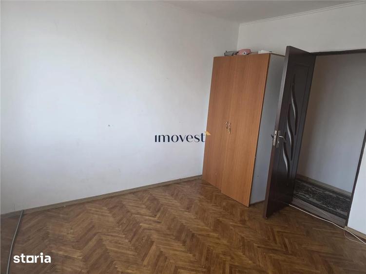 Apartament cu 2 camere decomandat în Solidarității