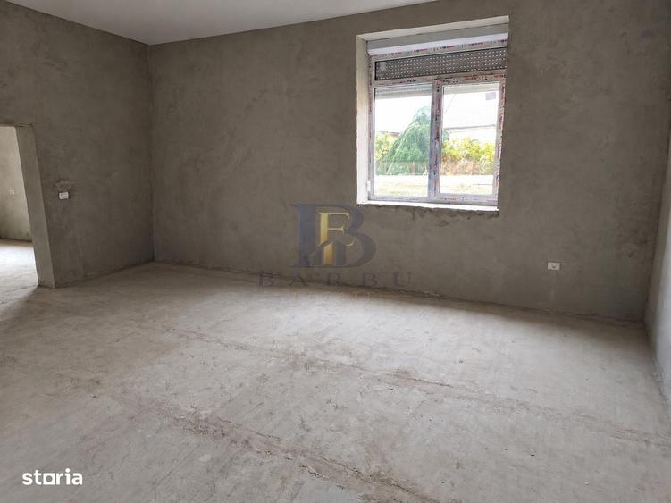 Casă cu 4 camere în Pișchia
