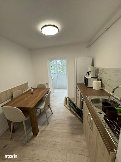Apartament cu 2 camere, mobilat în Delfinariu