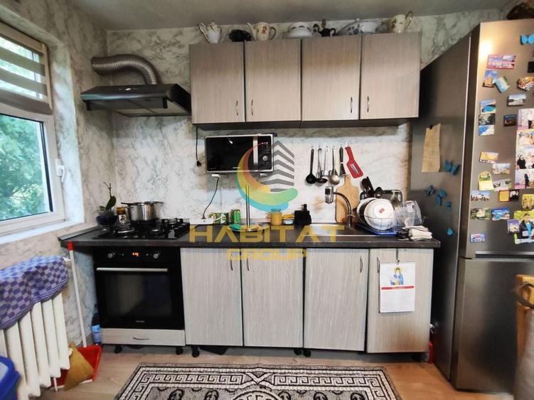 Apartament cu 4 camere semidecomandat, mobilat în Brâncoveanu