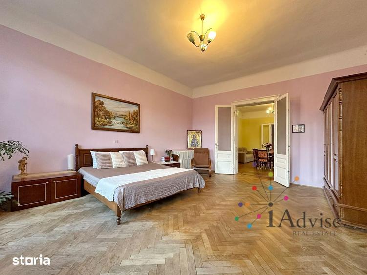 Apartament cu 6 camere în Centrul Istoric