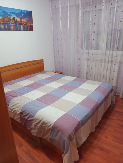 Apartament cu 4 camere decomandat în Exterior Vest