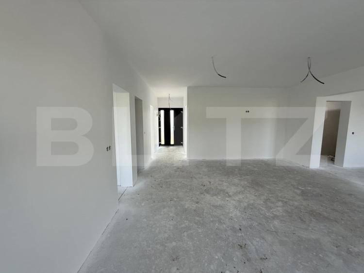 Casă cu 4 camere cu Teren 503 Mp în Odoreu