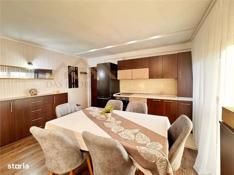 Apartament cu 3 camere decomandat în Central