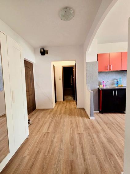 Apartament cu 2 camere decomandat în Dristor