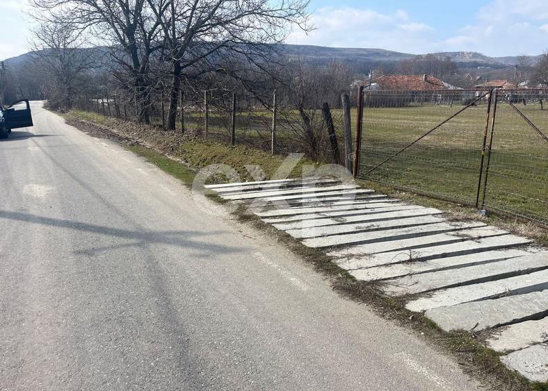 Teren Construcții intravilan de 3392 mp, în Călinești