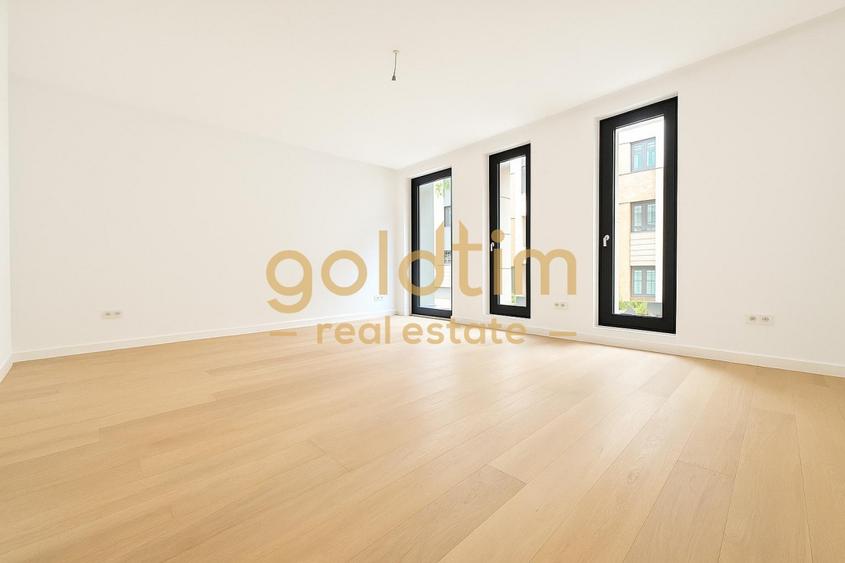 Apartament cu 4 camere decomandat în Aviatorilor