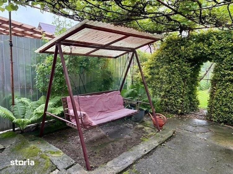Casă cu 5 camere cu Teren 557 Mp în Central