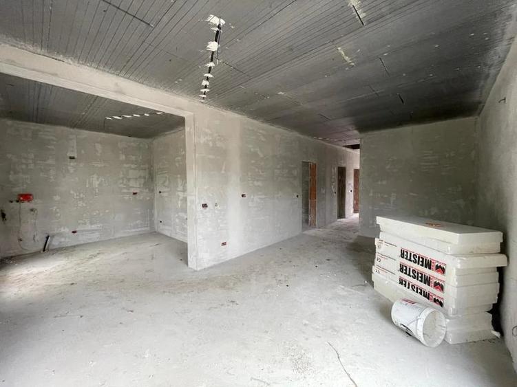 Casă cu 3 camere cu Teren 510 Mp în Giarmata