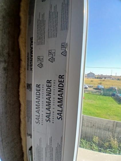 Casă cu 4 camere în Berceni
