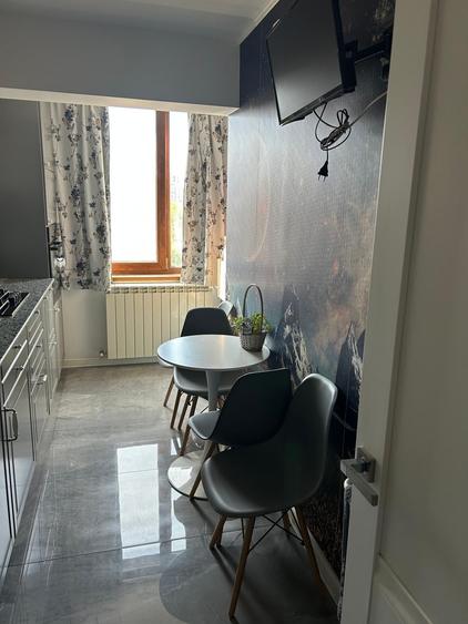 Apartament cu 2 camere semidecomandat în Cișmigiu