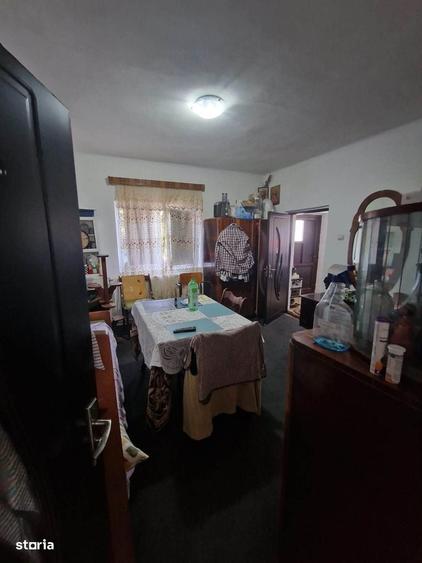 Casă cu 3 camere în Central