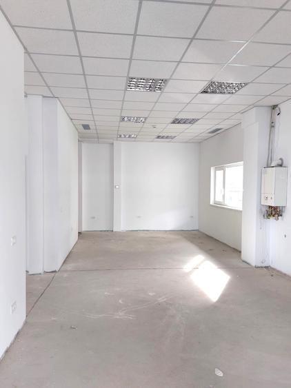 Spațiu comercial, de 140 mp, în Dârste