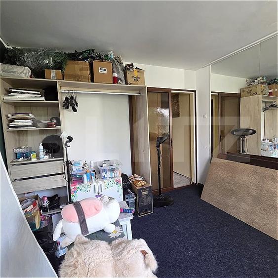 Apartament cu 4 camere decomandat, mobilat în Micro 16