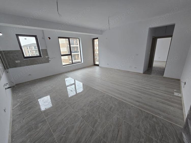 Apartament cu 2 camere decomandat în Girocului