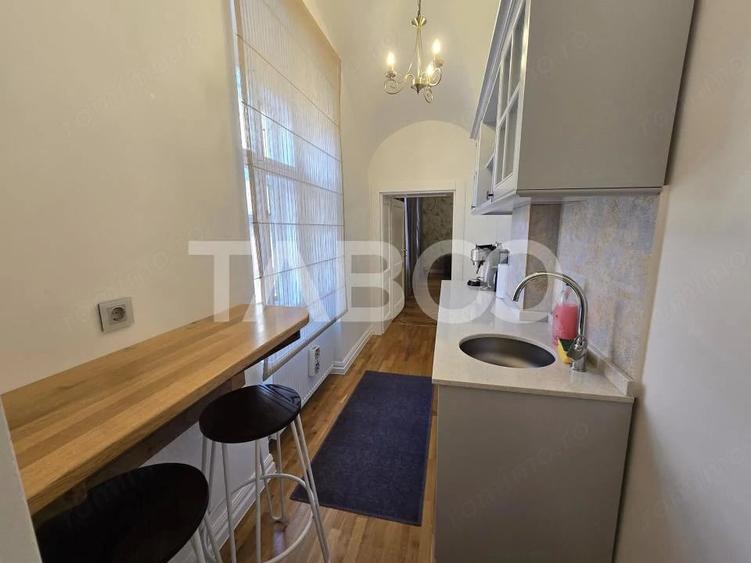 Apartament cu 2 camere decomandat în Central