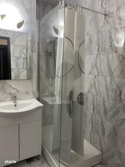 Apartament cu 2 camere decomandat în Malu Roșu