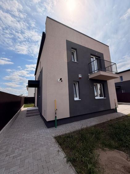 Casă cu 4 camere în Sânpetru
